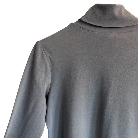 Peruvian Connection Gray Turtleneck Base Layer Tee, Size M - Picture 4 of 7